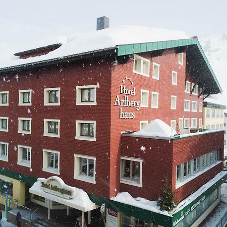 ホテル Arlberghaus Zürs エクステリア 写真